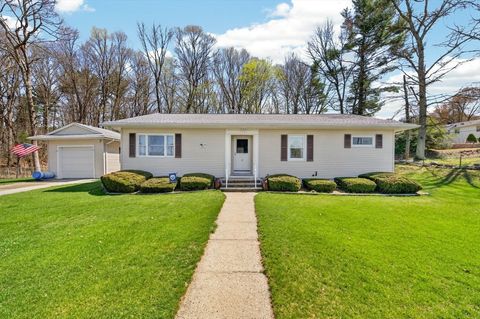 Photo of 4 Edward St, Webster, MA 01570 (MLS # 73504095)