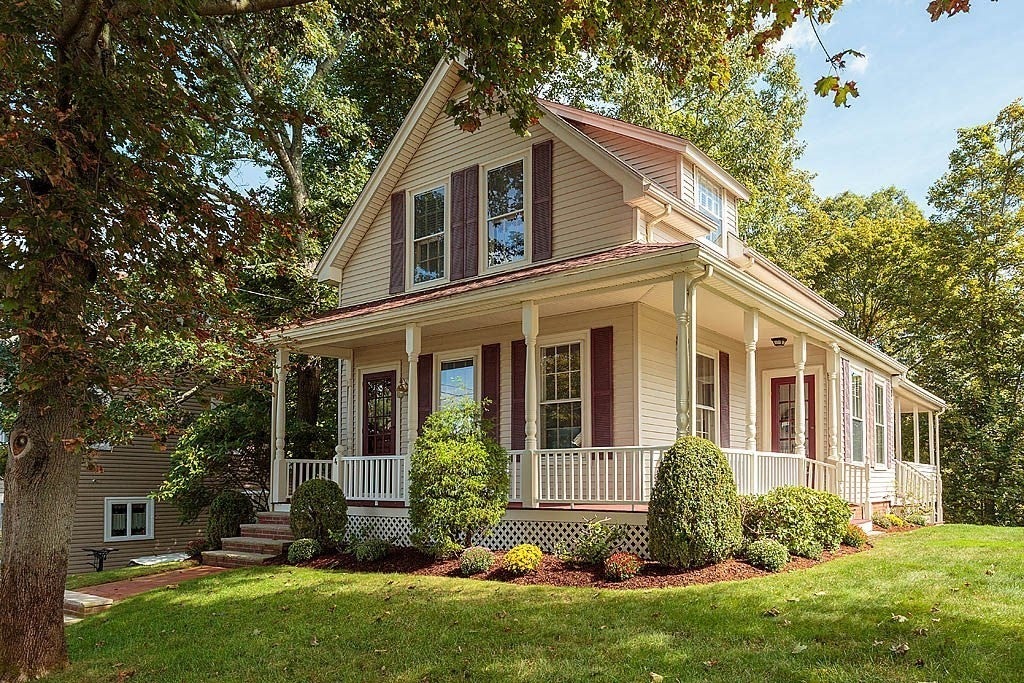 4 Highland Ave, Stoneham, MA, 4 Highland Ave, Stoneham, MA Photo #1