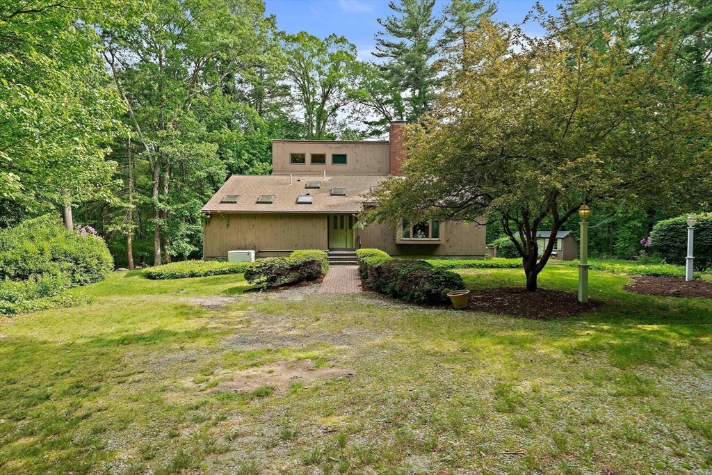 575 1st Parish Rd