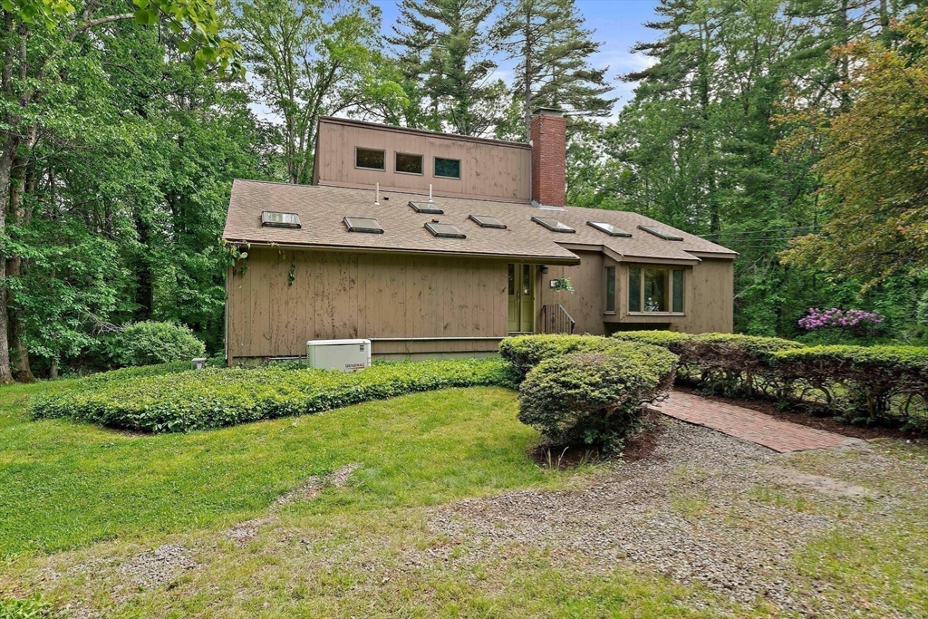 575 1st Parish Rd