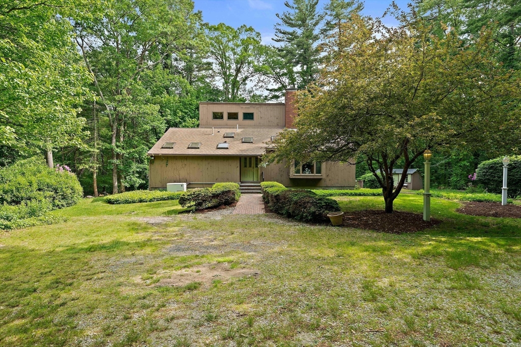 575 1st Parish Rd