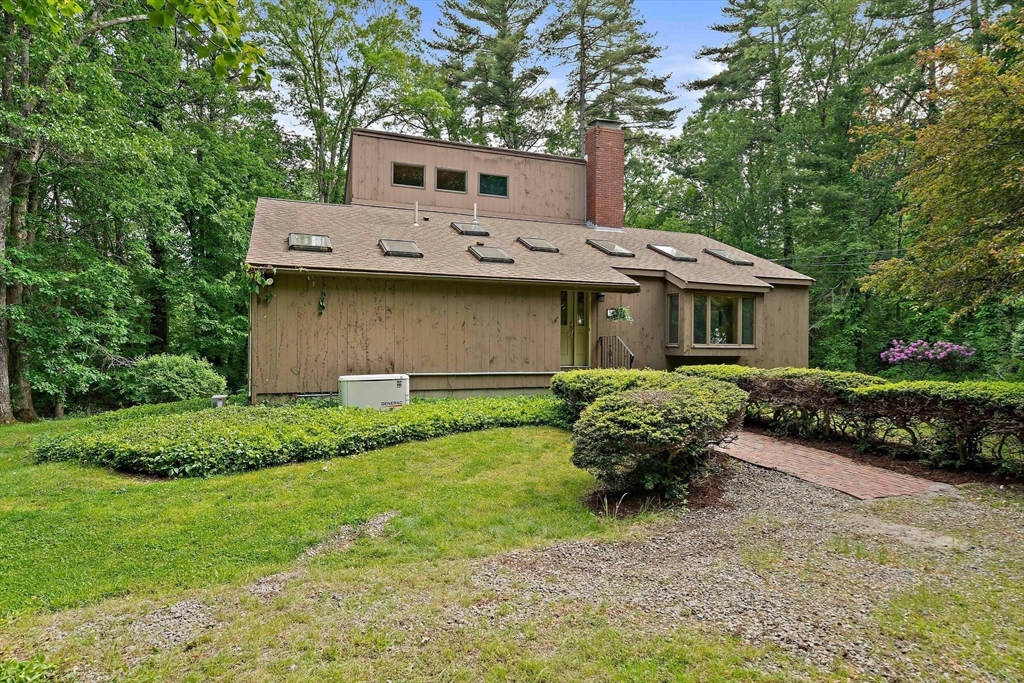 575 1st Parish Rd