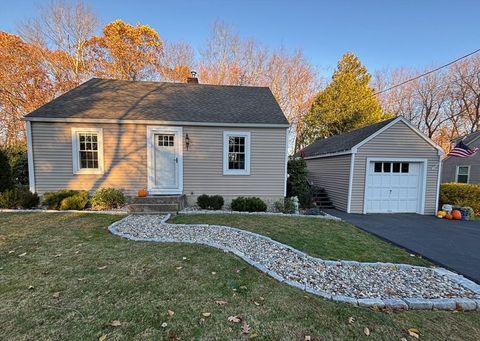 21 Highland Park Road Rutland MA 01543