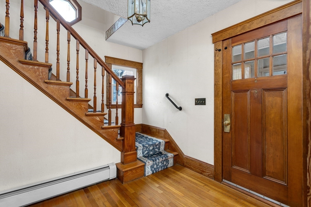 32 Farrington St