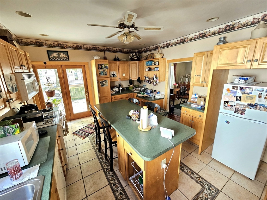 308 Hawthorn St