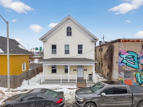 Photo of 5 S Ward St, Worcester, MA 01610 (MLS # 73477950)