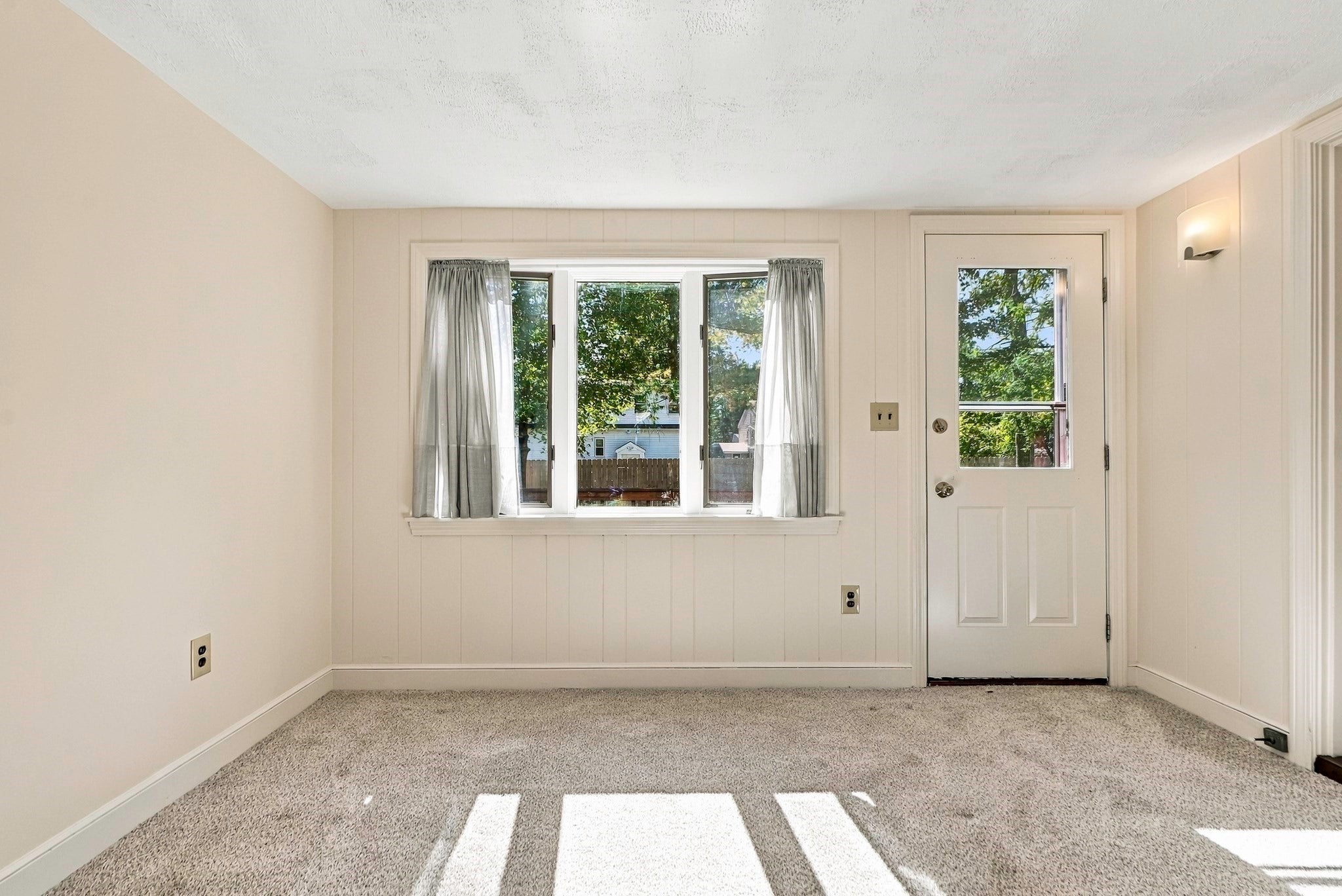 25 Orchard Rd, Natick, MA, 25 Orchard Rd, Natick, MA Photo #17