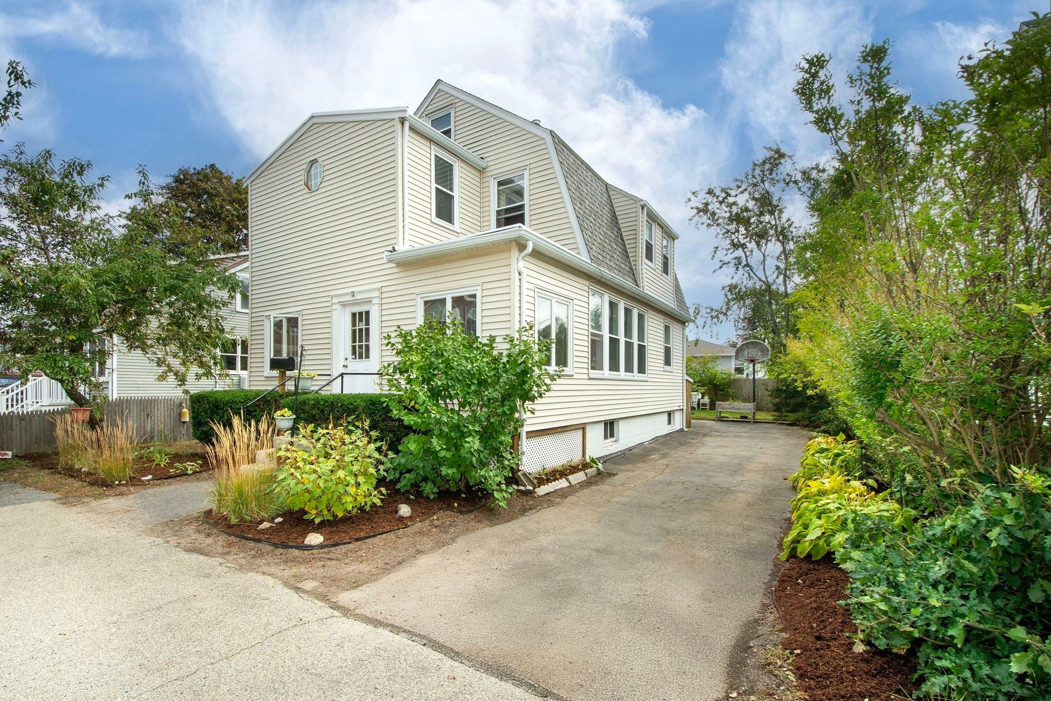 Photo of 12 L Street, Hull, MA