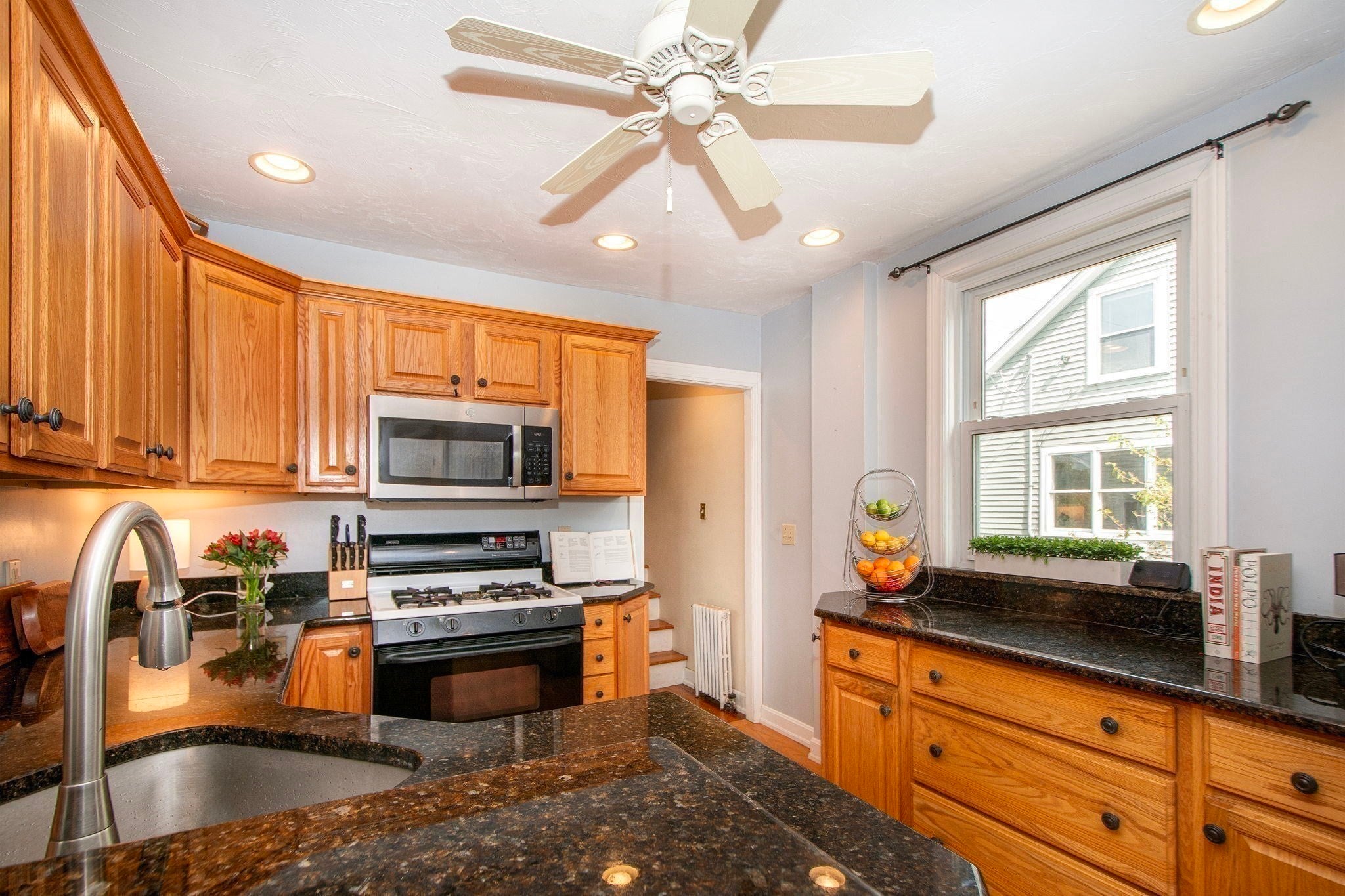 12 L Street, Hull, MA Photo #11