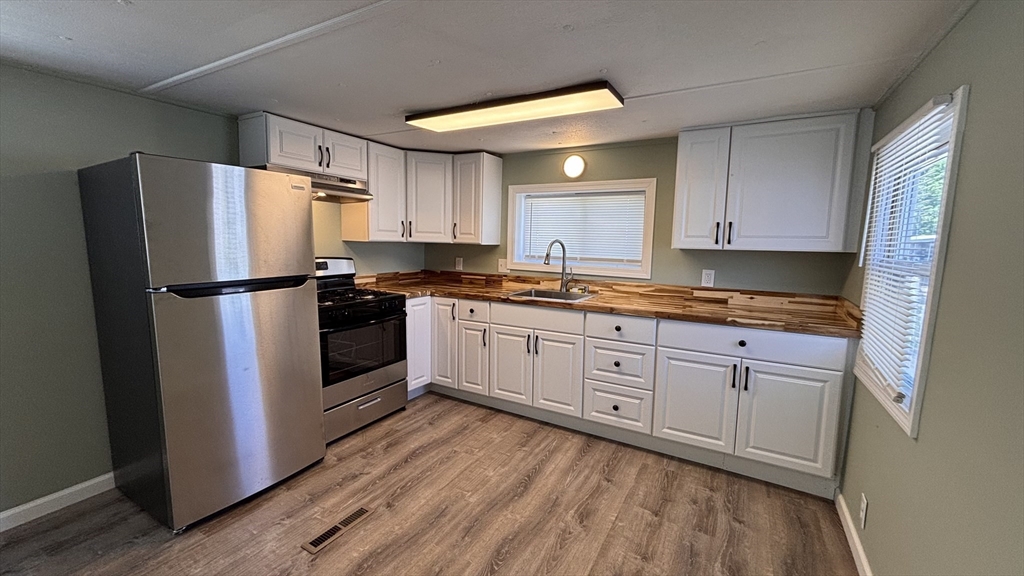 229 Miller Street C9