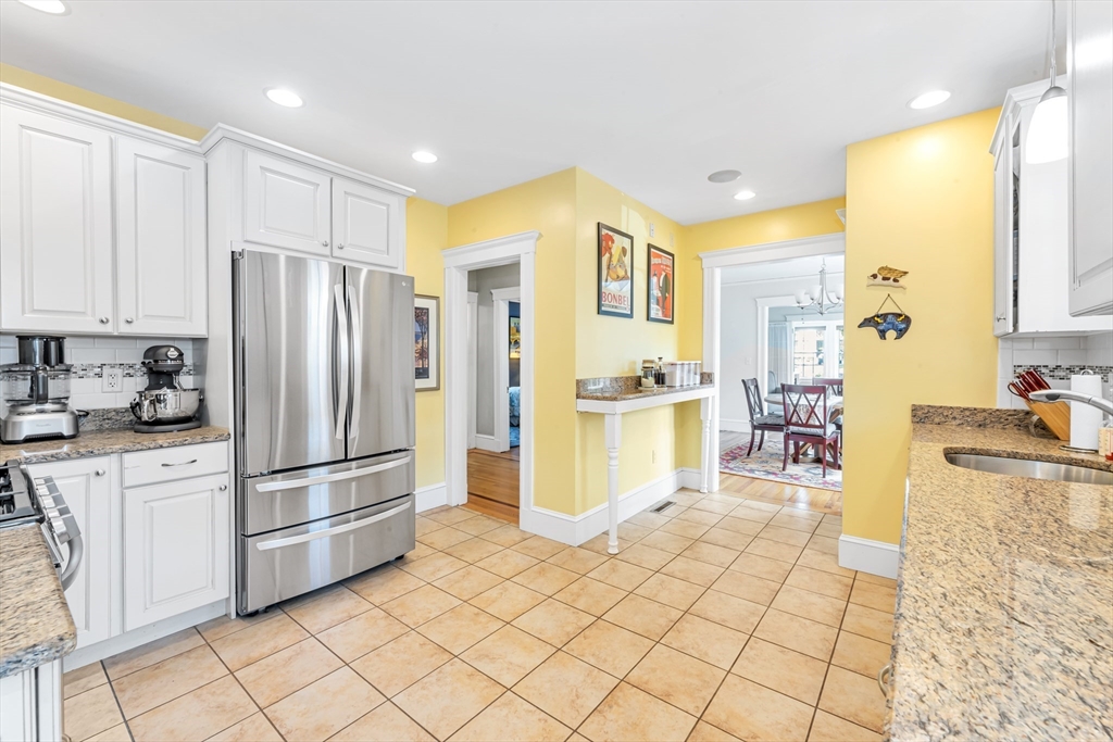 128 Willow St 1