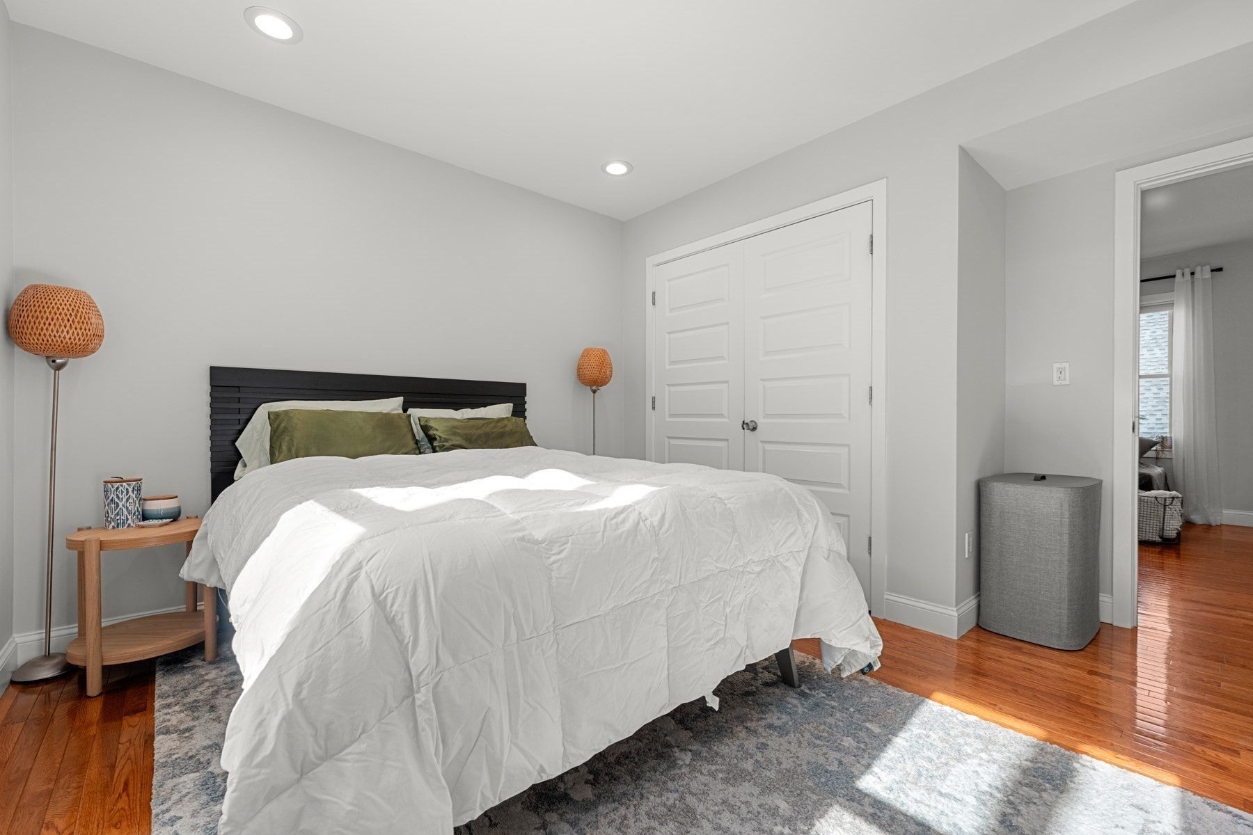78 Rossmore RD #Two, Boston, MA Photo #4
