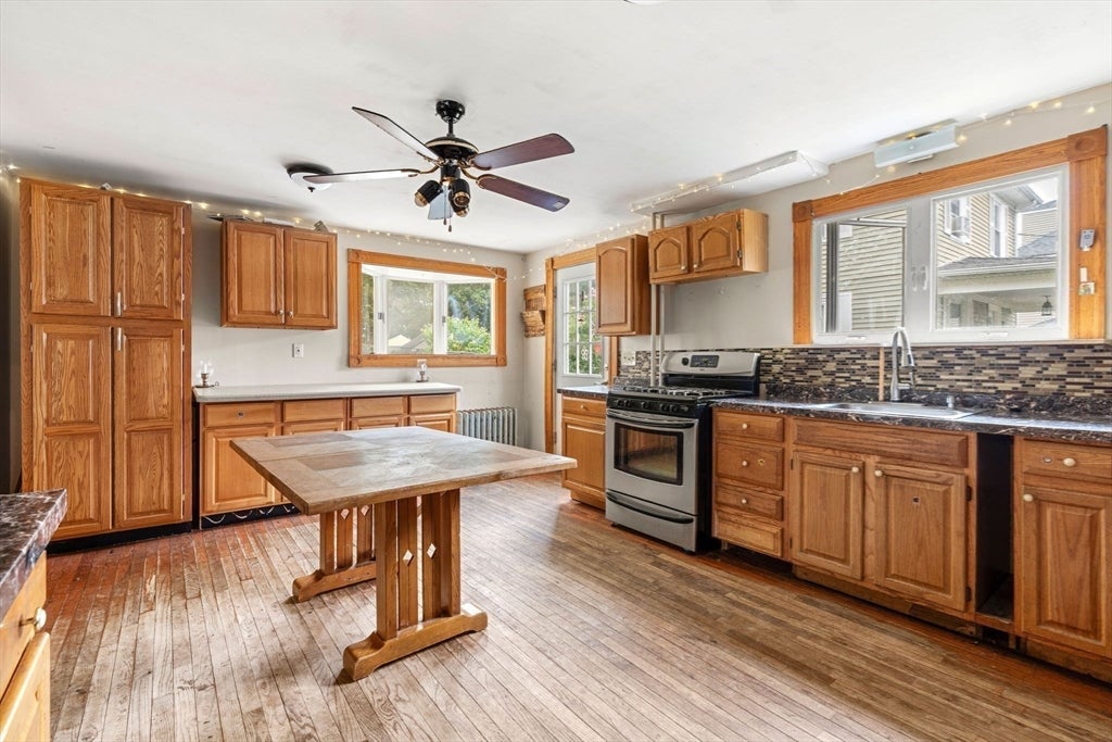 29 Eastern Ave, Beverly, MA, 29 Eastern Ave, Beverly, MA Photo #12