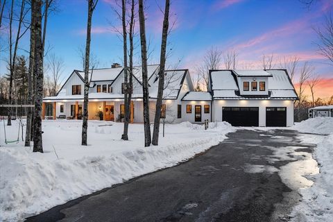 Photo of 5 Blueberry Hill Rd, Westhampton, MA 01027 (MLS # 73481602)