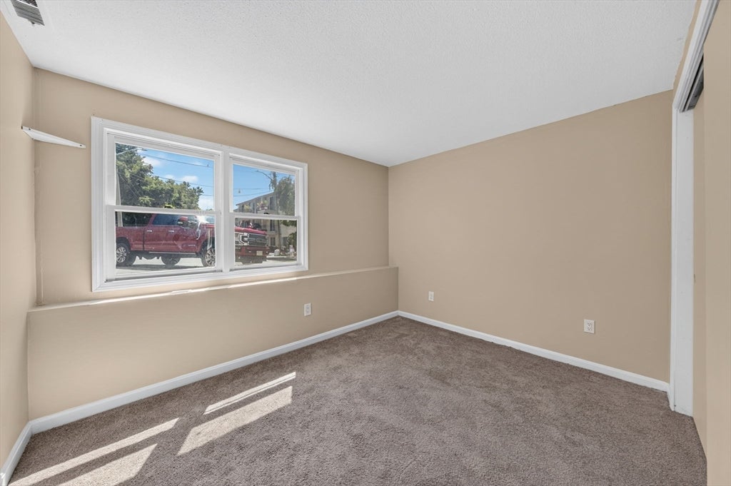 1261 Church St #15, New Bedford, MA, 1261 Church St #15, New Bedford, MA Photo #12