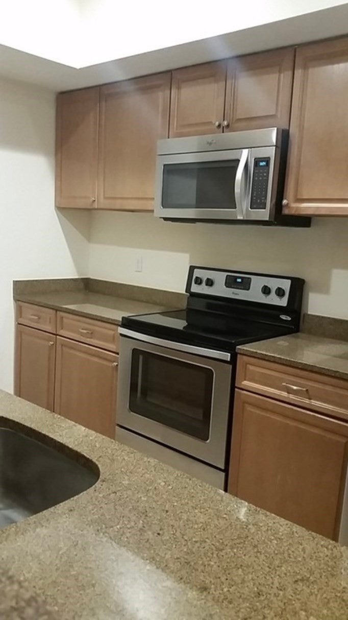 10 Felton St 105