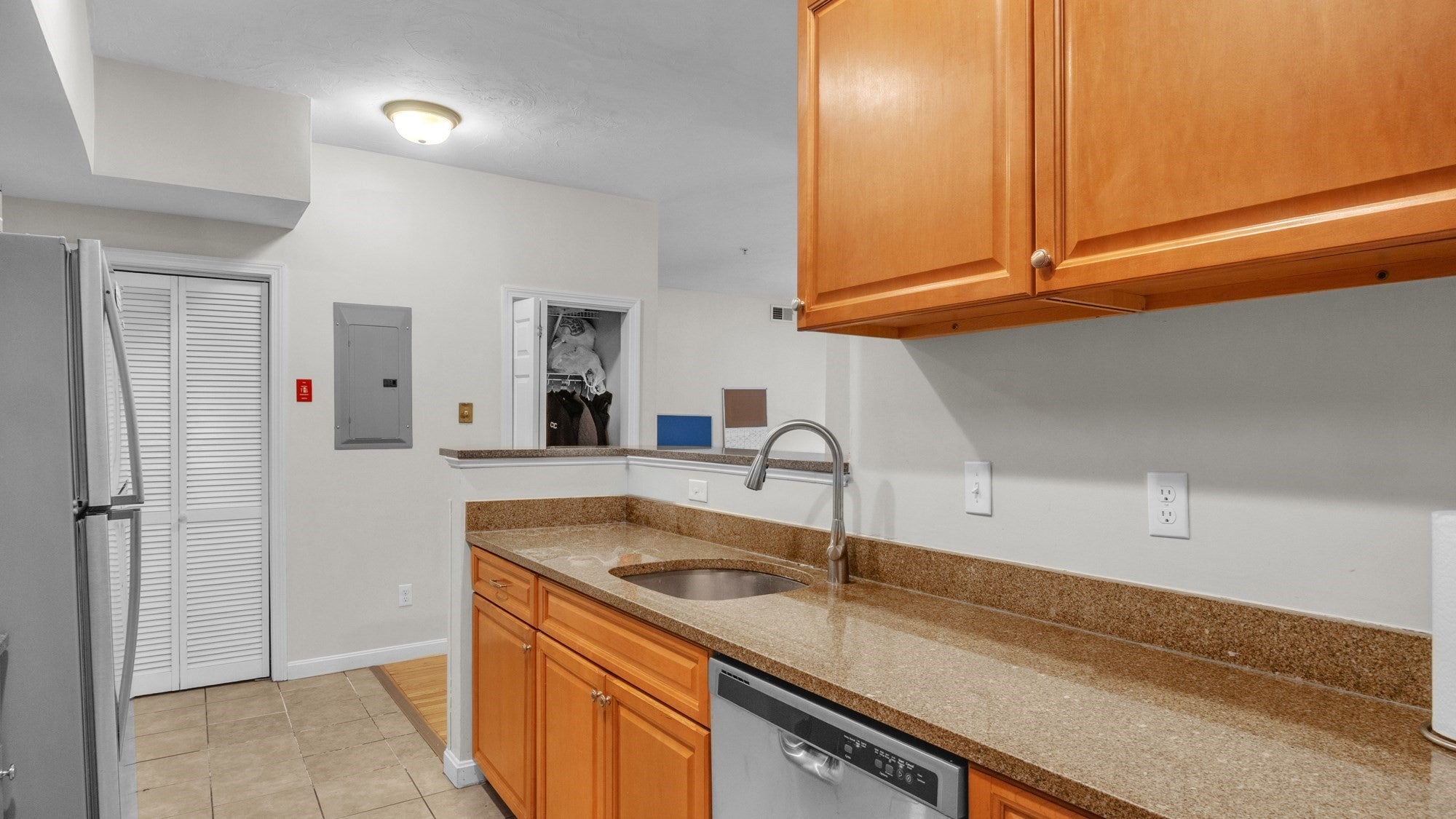10 Felton St 105