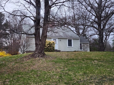 Photo of 7 Windle Ave, Grafton, MA 01536 (MLS # 73590371)
