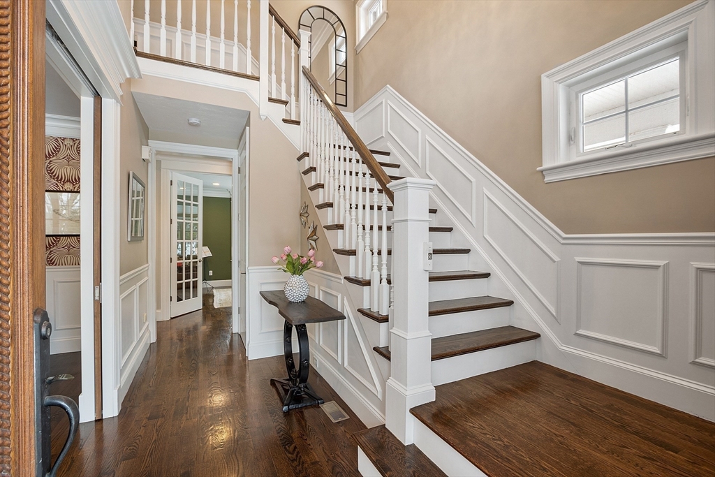 3 Kenley Ln
