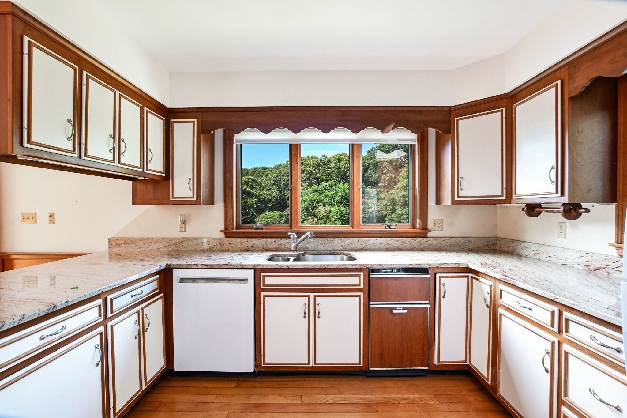 222 Sippewissett Rd, Falmouth, MA, 222 Sippewissett Rd, Falmouth, MA Photo #15