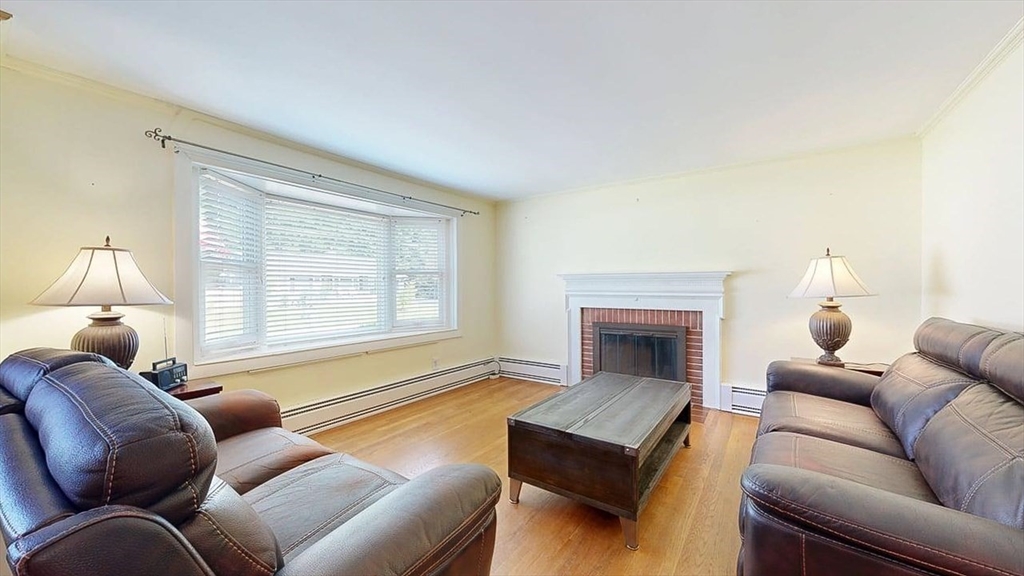 13 Fairchild Drive