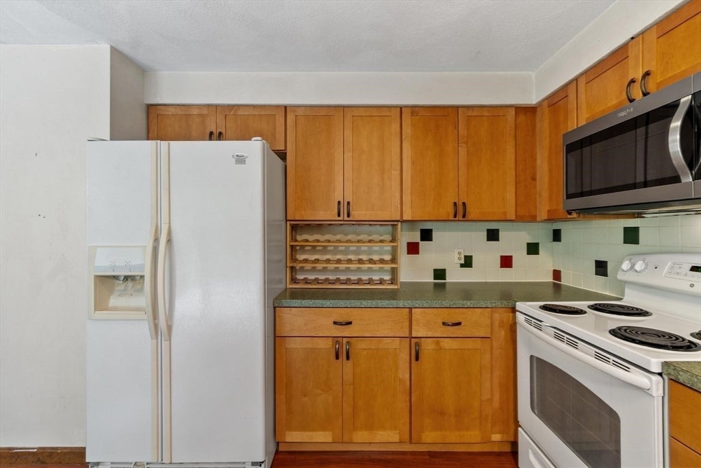 26 Searle ST, Georgetown, MA, 26 Searle ST, Georgetown, MA Photo #12