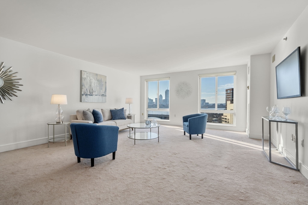 75-83 Cambridge Pkwy W1003