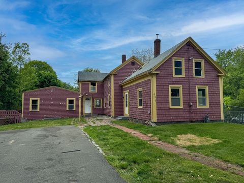 Photo of 484 S Franklin St, Holbrook, MA 02343 (MLS # 73526757)