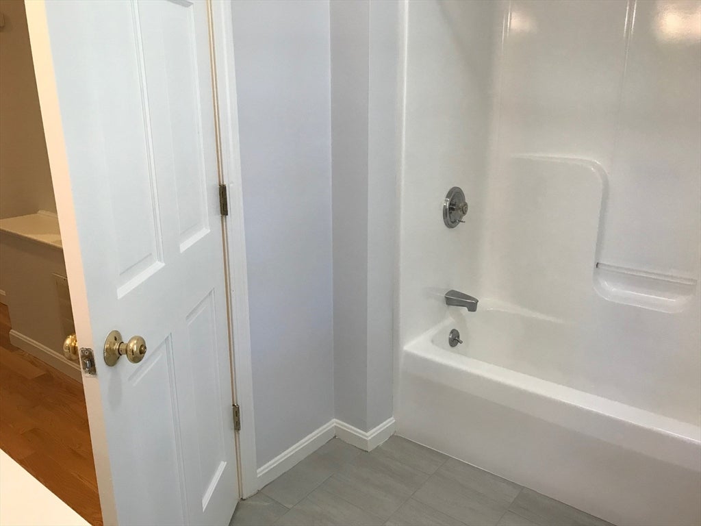 18 Westwood Street #18, Newton, MA, 18 Westwood Street #18, Newton, MA Photo #7