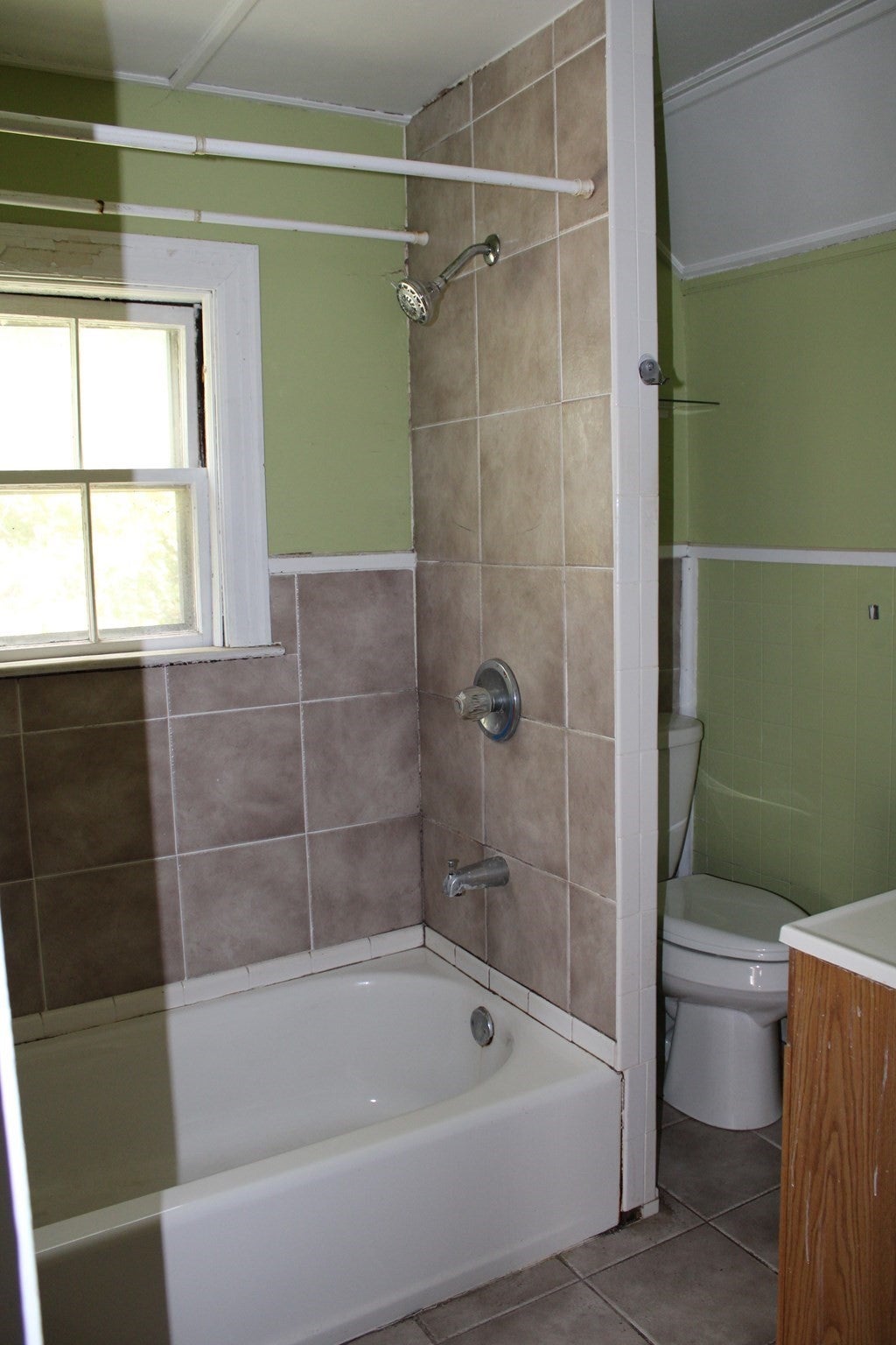 17 Clarence St, Attleboro, MA, 17 Clarence St, Attleboro, MA Photo #14