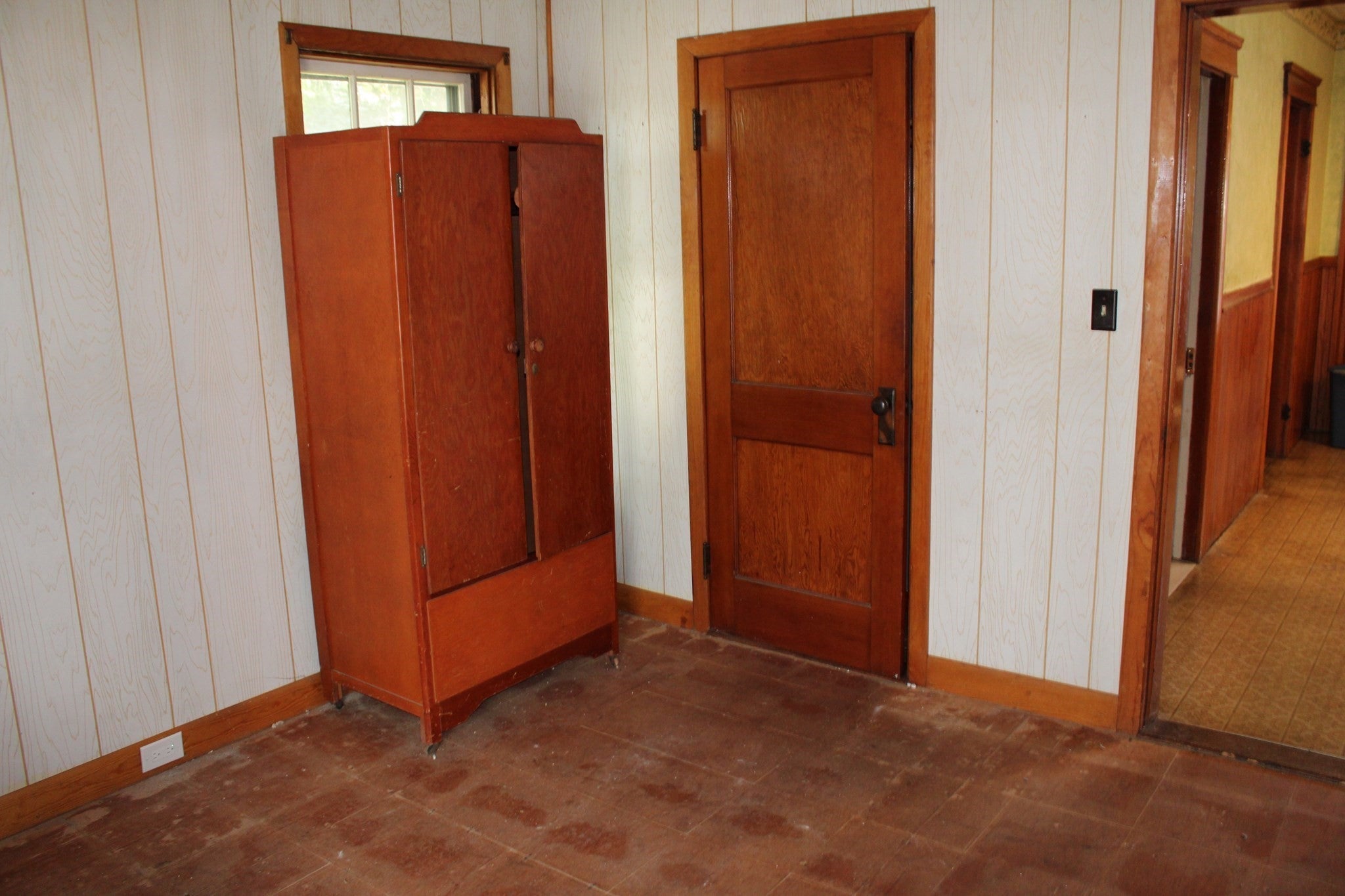 17 Clarence St, Attleboro, MA, 17 Clarence St, Attleboro, MA Photo #6