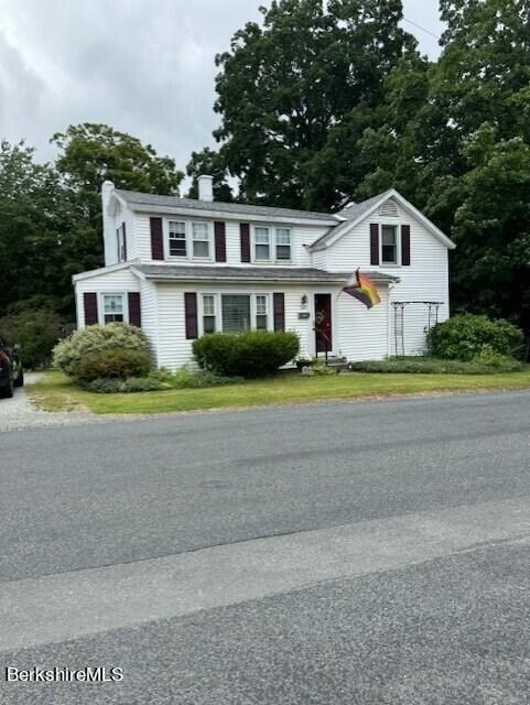 1127 N Hoosac Rd