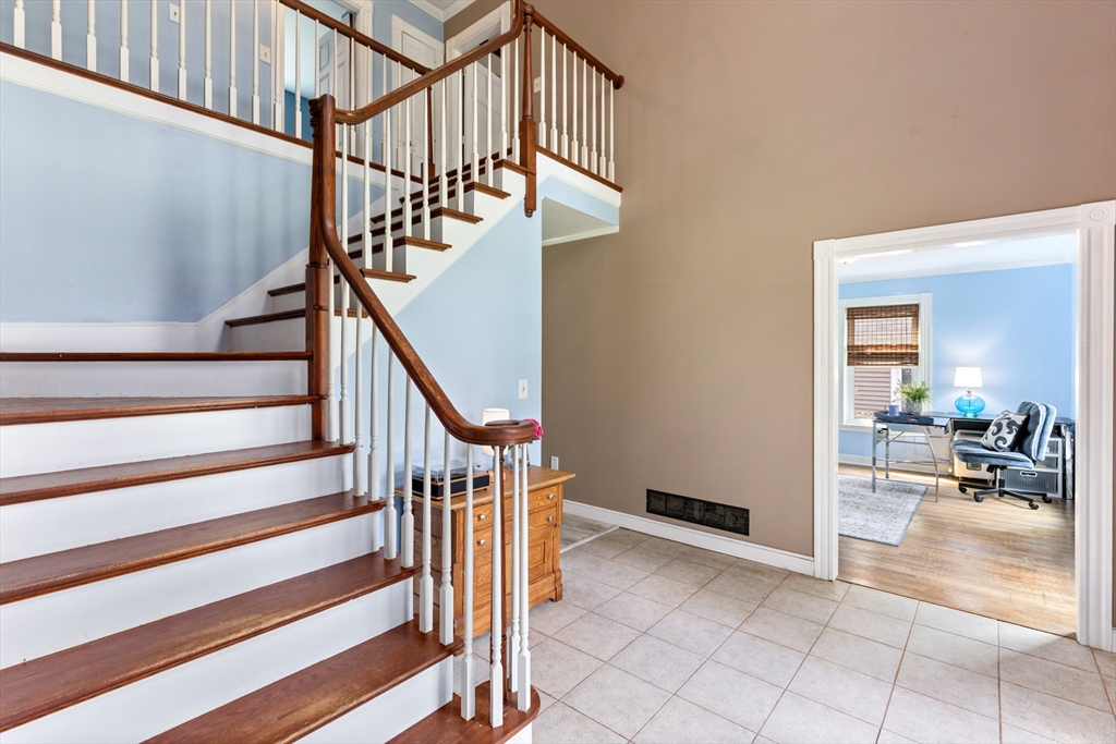9 Cottle Lane, Freetown, MA Photo #17