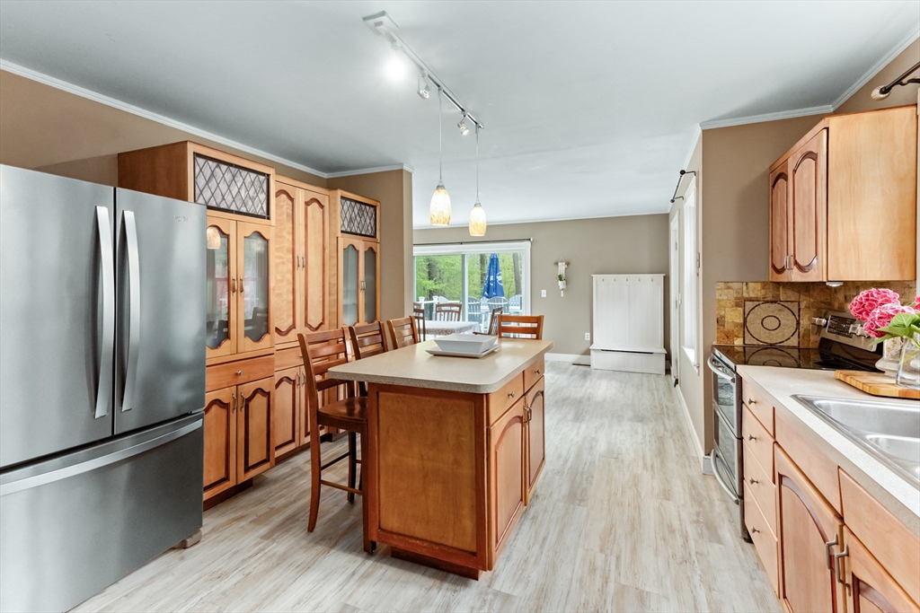 9 Cottle Lane, Freetown, MA Photo #8