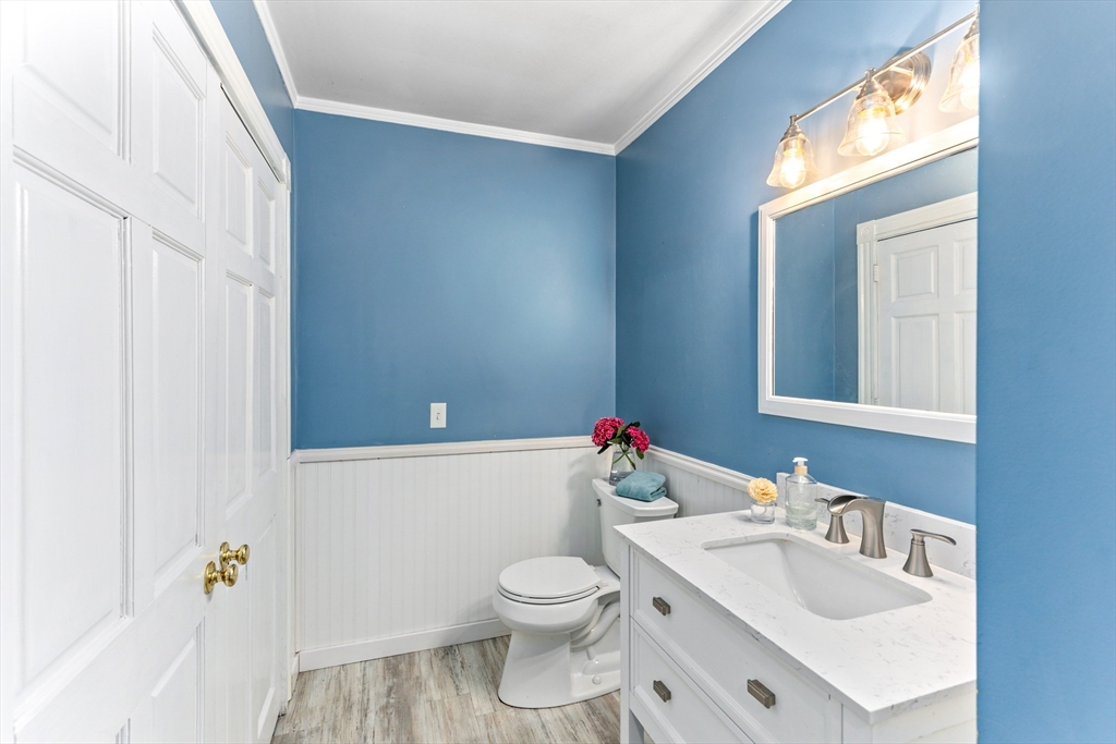 9 Cottle Lane, Freetown, MA Photo #9
