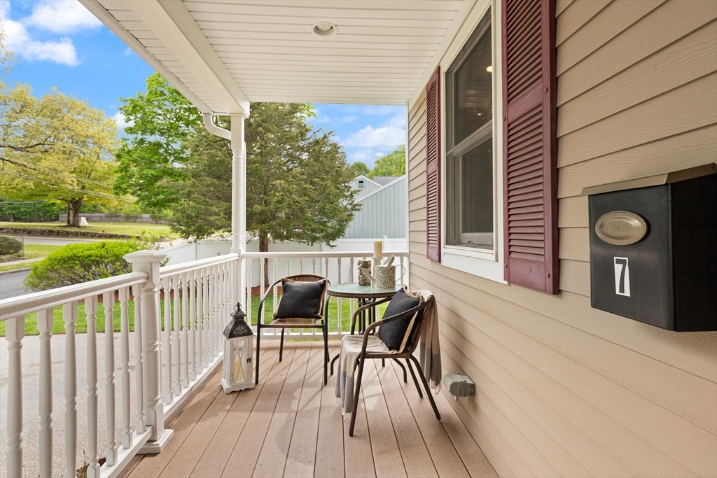 7 King Street, Reading, MA Photo #4