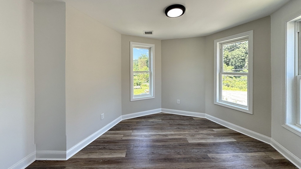 63 River St 4