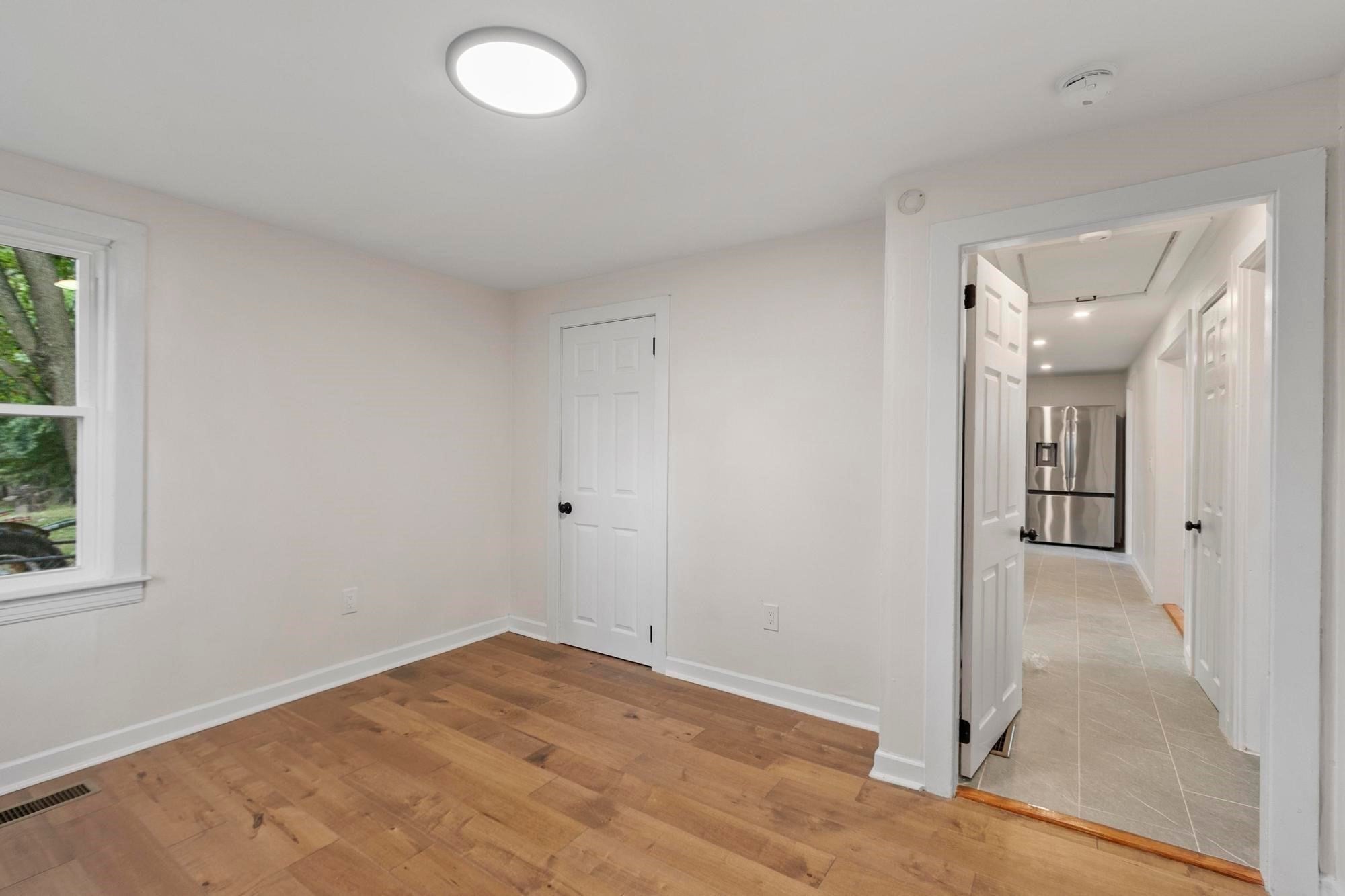 186 Pleasant St, Lunenburg, MA, 186 Pleasant St, Lunenburg, MA Photo #24