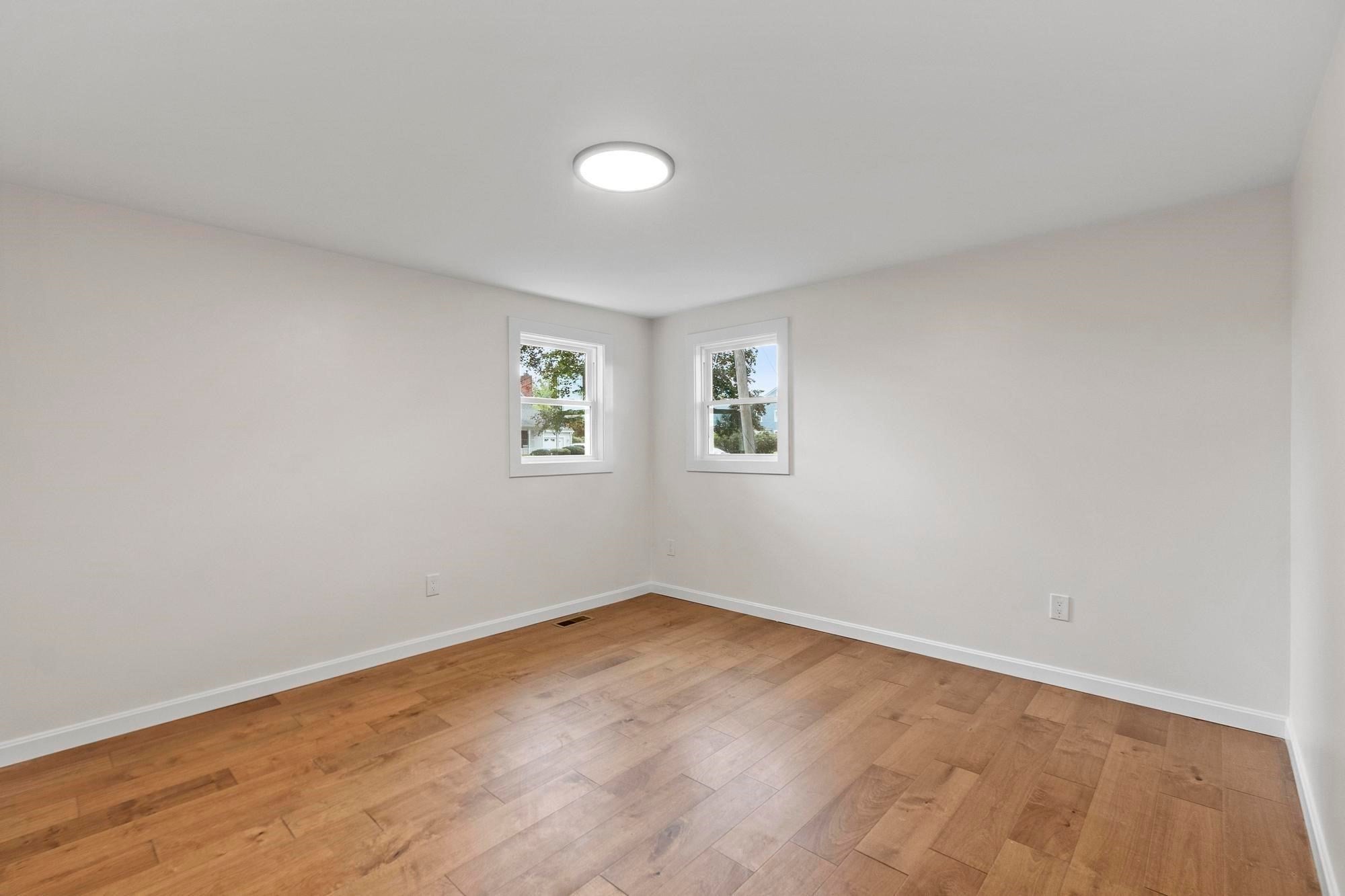 186 Pleasant St, Lunenburg, MA, 186 Pleasant St, Lunenburg, MA Photo #18