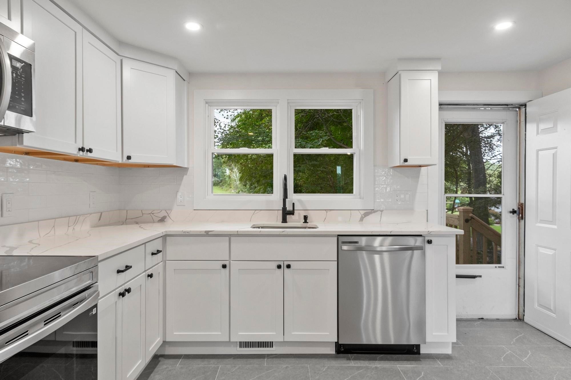 186 Pleasant St, Lunenburg, MA, 186 Pleasant St, Lunenburg, MA Photo #16