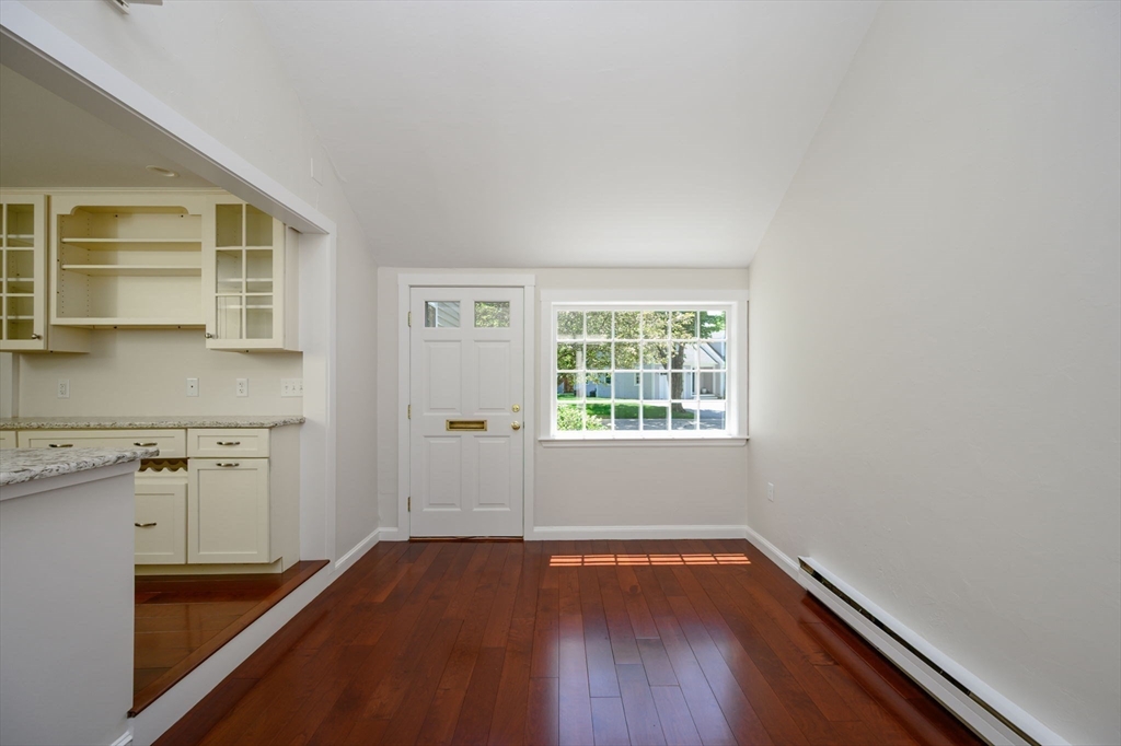 30 Huntley Rd