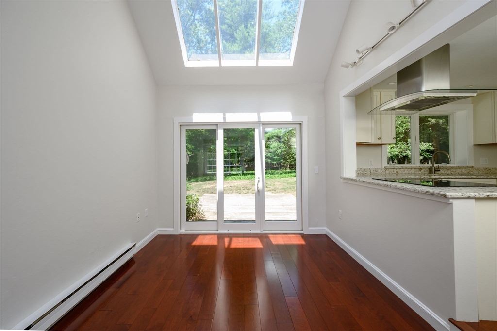 30 Huntley Rd
