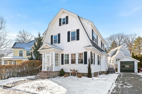 10 Hesseltine Avenue Melrose MA 02176