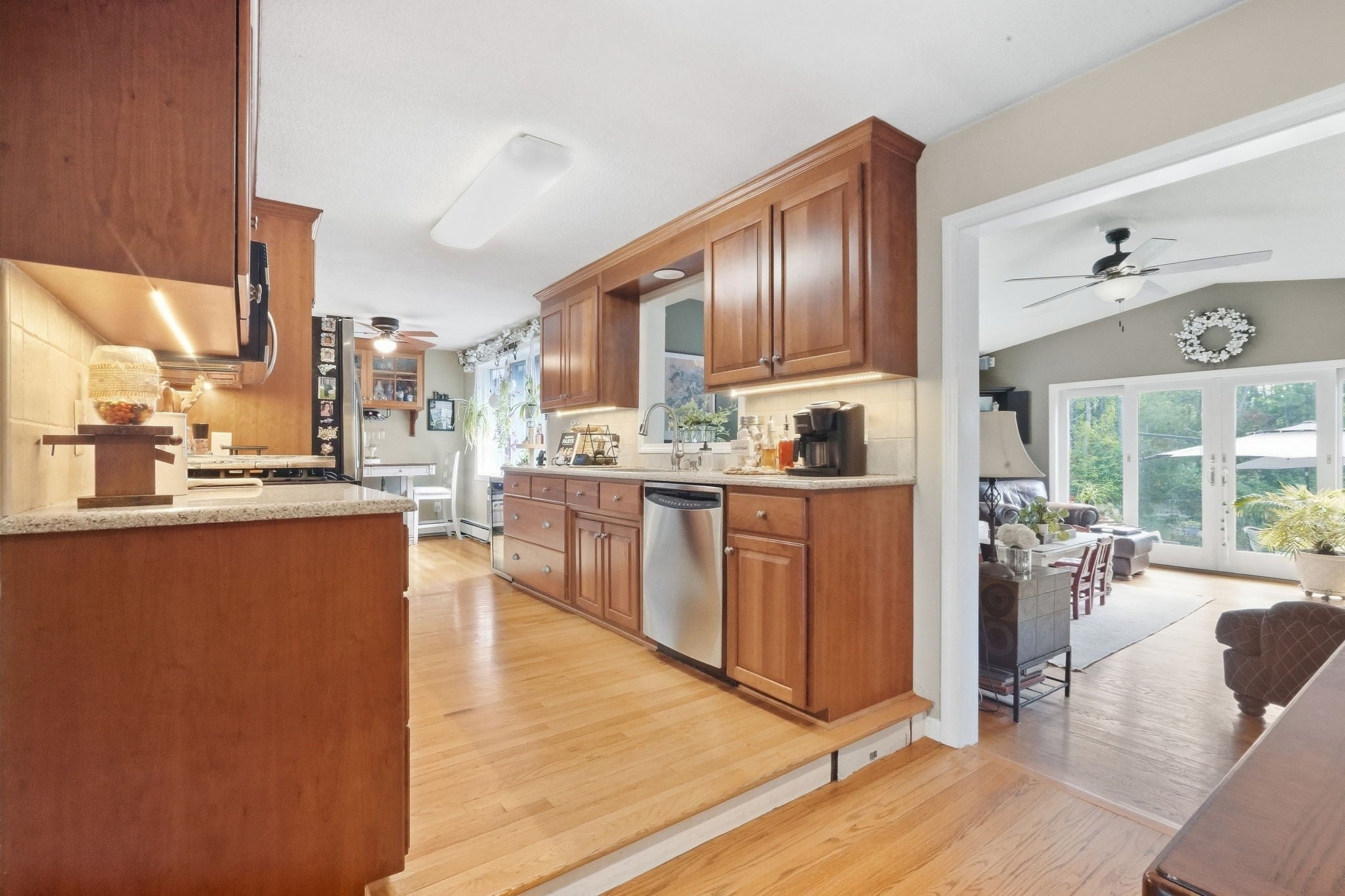 36 Decorie Dr, Wilbraham, MA, 36 Decorie Dr, Wilbraham, MA Photo #9