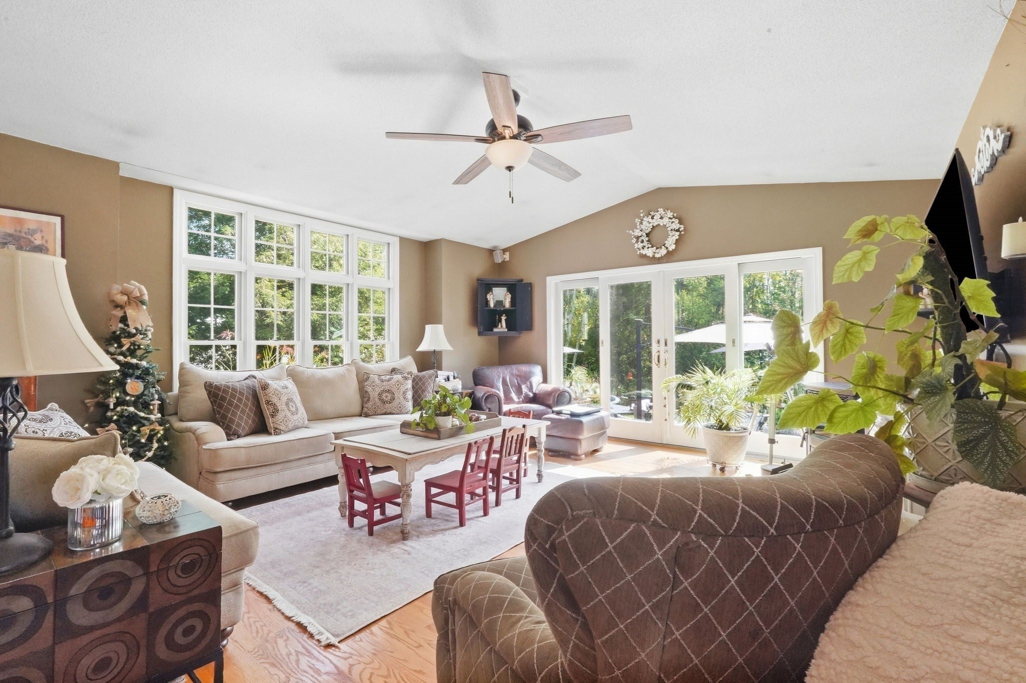36 Decorie Dr, Wilbraham, MA, 36 Decorie Dr, Wilbraham, MA Photo #4