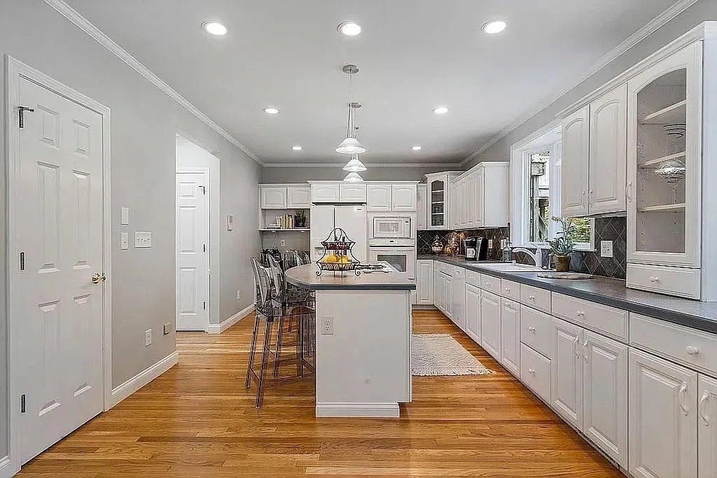 47 Fiske St #2, Natick, MA, 47 Fiske St #2, Natick, MA Photo #4