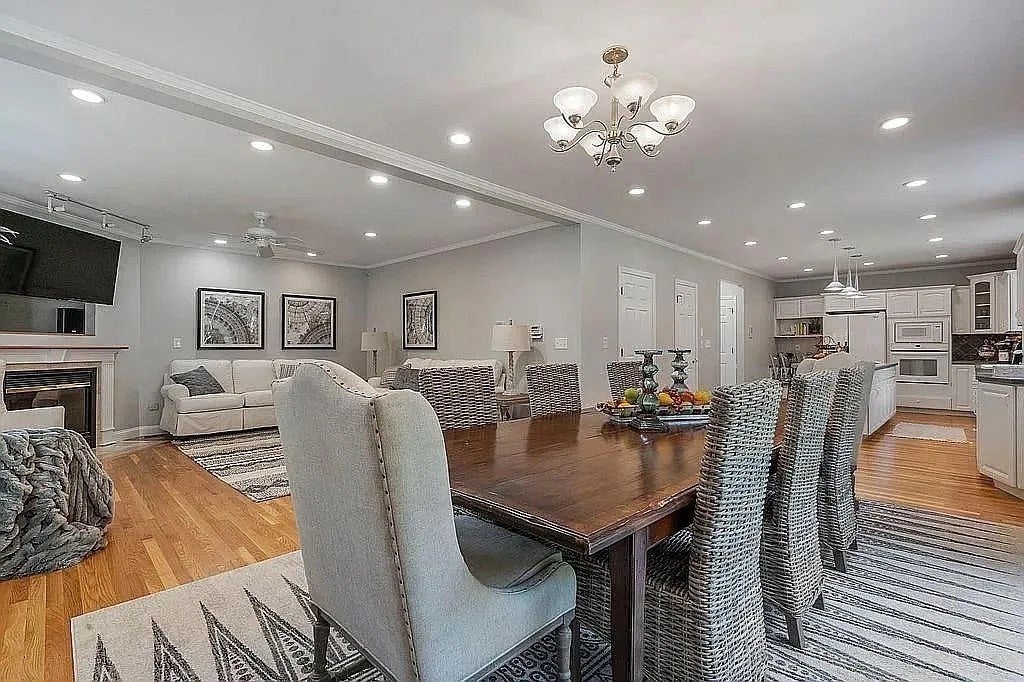 47 Fiske St #2, Natick, MA, 47 Fiske St #2, Natick, MA Photo #3