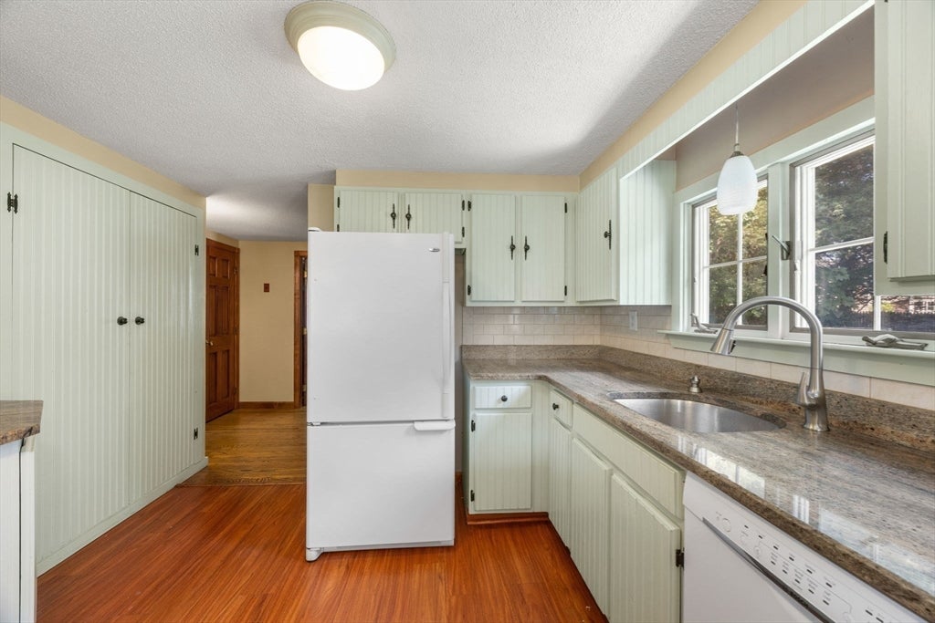 87 Vidal Ave, Falmouth, MA, 87 Vidal Ave, Falmouth, MA Photo #13