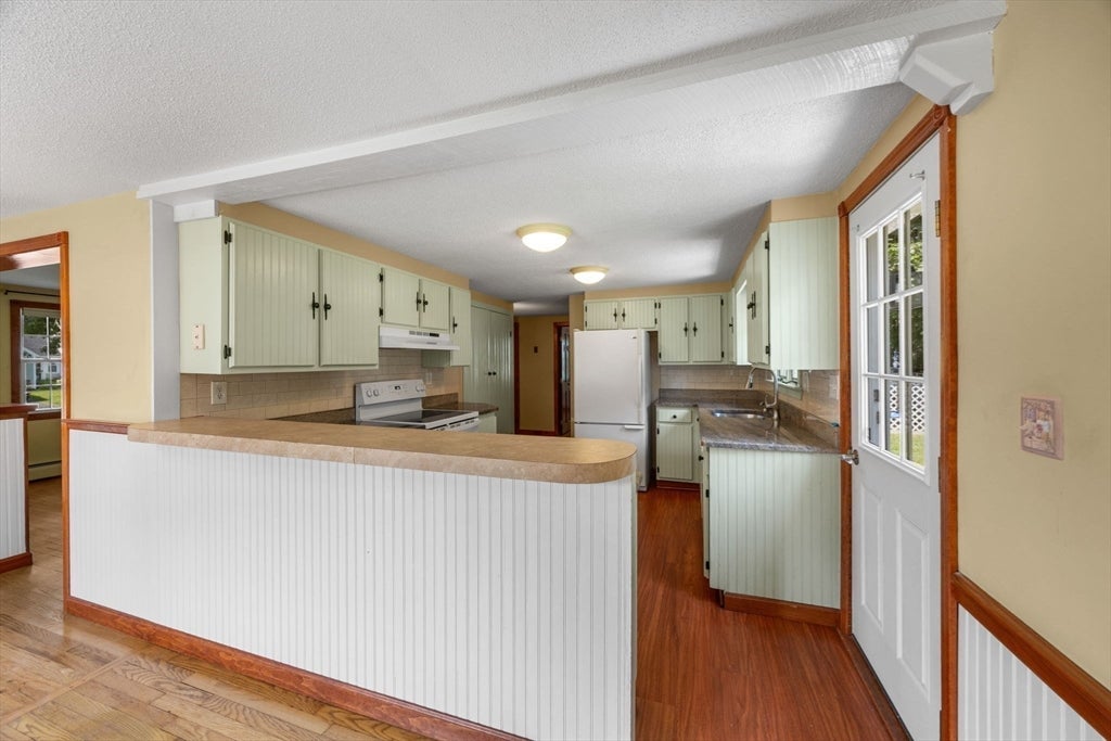 87 Vidal Ave, Falmouth, MA, 87 Vidal Ave, Falmouth, MA Photo #11