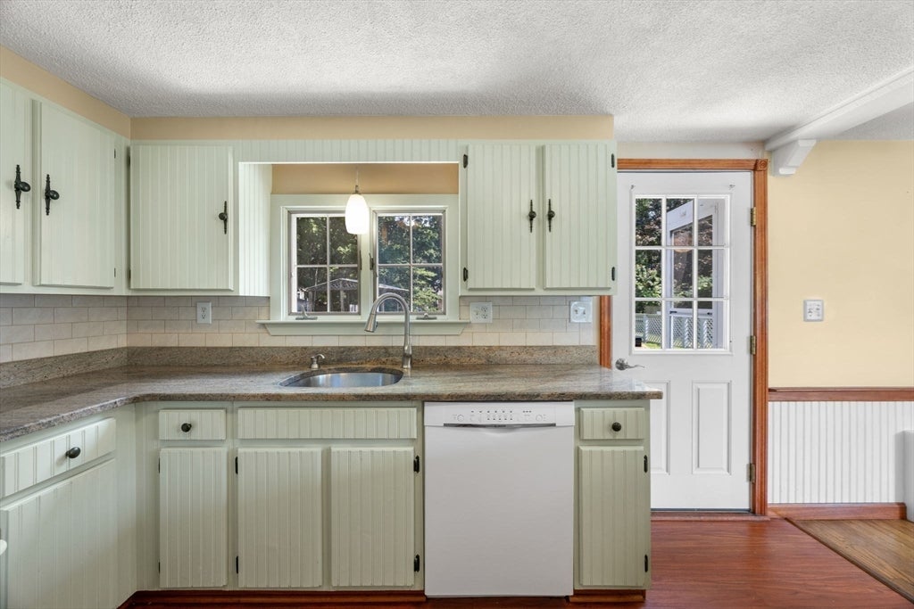 87 Vidal Ave, Falmouth, MA, 87 Vidal Ave, Falmouth, MA Photo #14